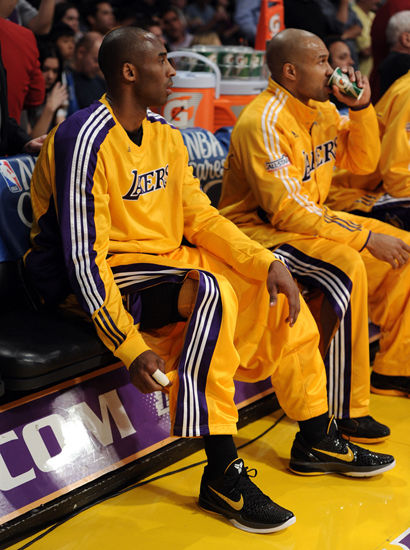 崭露头角 崭露头角