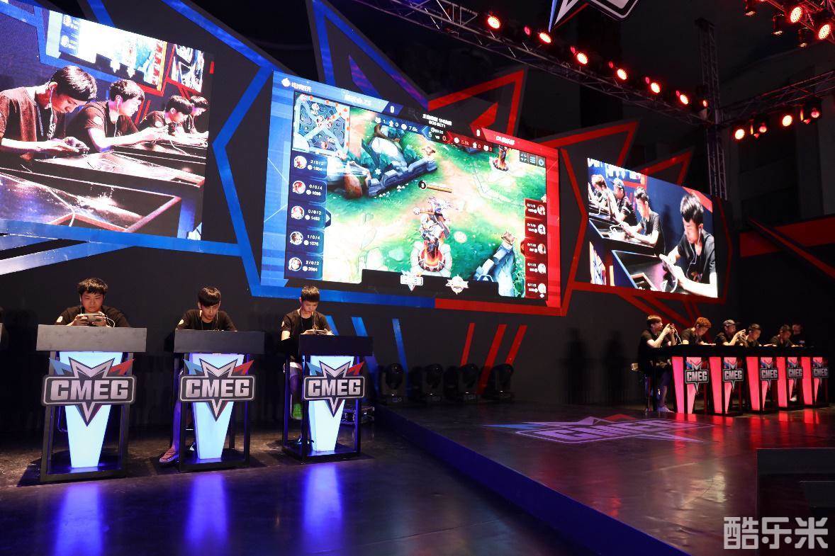 把矛头对准 把矛头对准