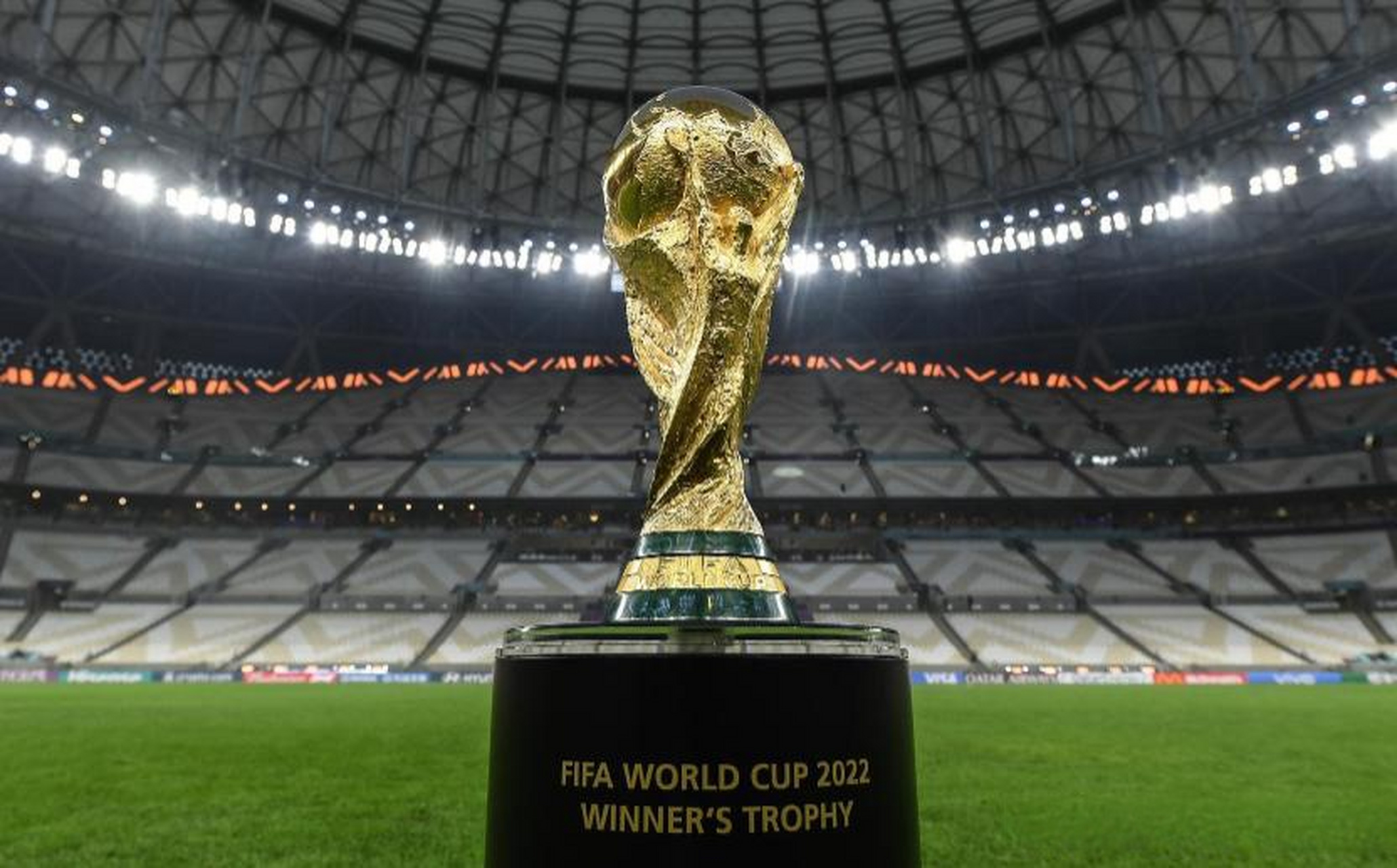 行被固定路 行被固定路