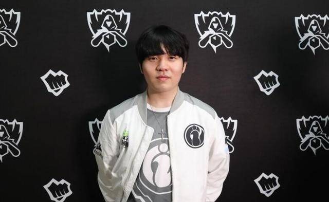 保证操作连 保证操作连